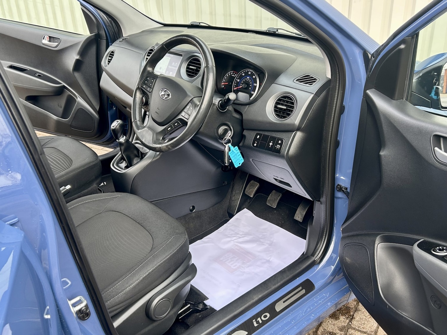 Used Hyundai i10 2017 for sale - 77148225: Photo 19