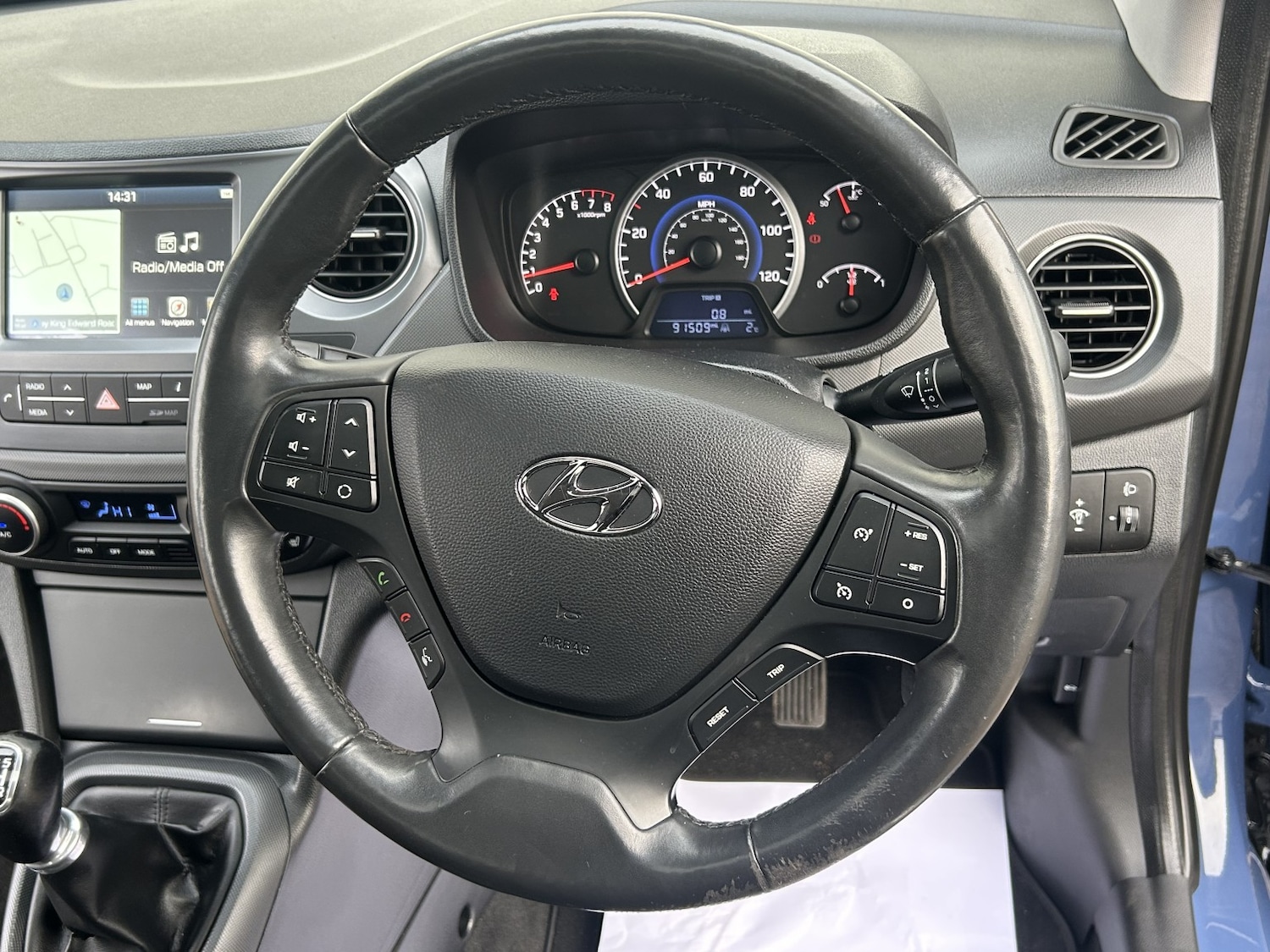 Used Hyundai i10 2017 for sale - 77148225: Photo 22