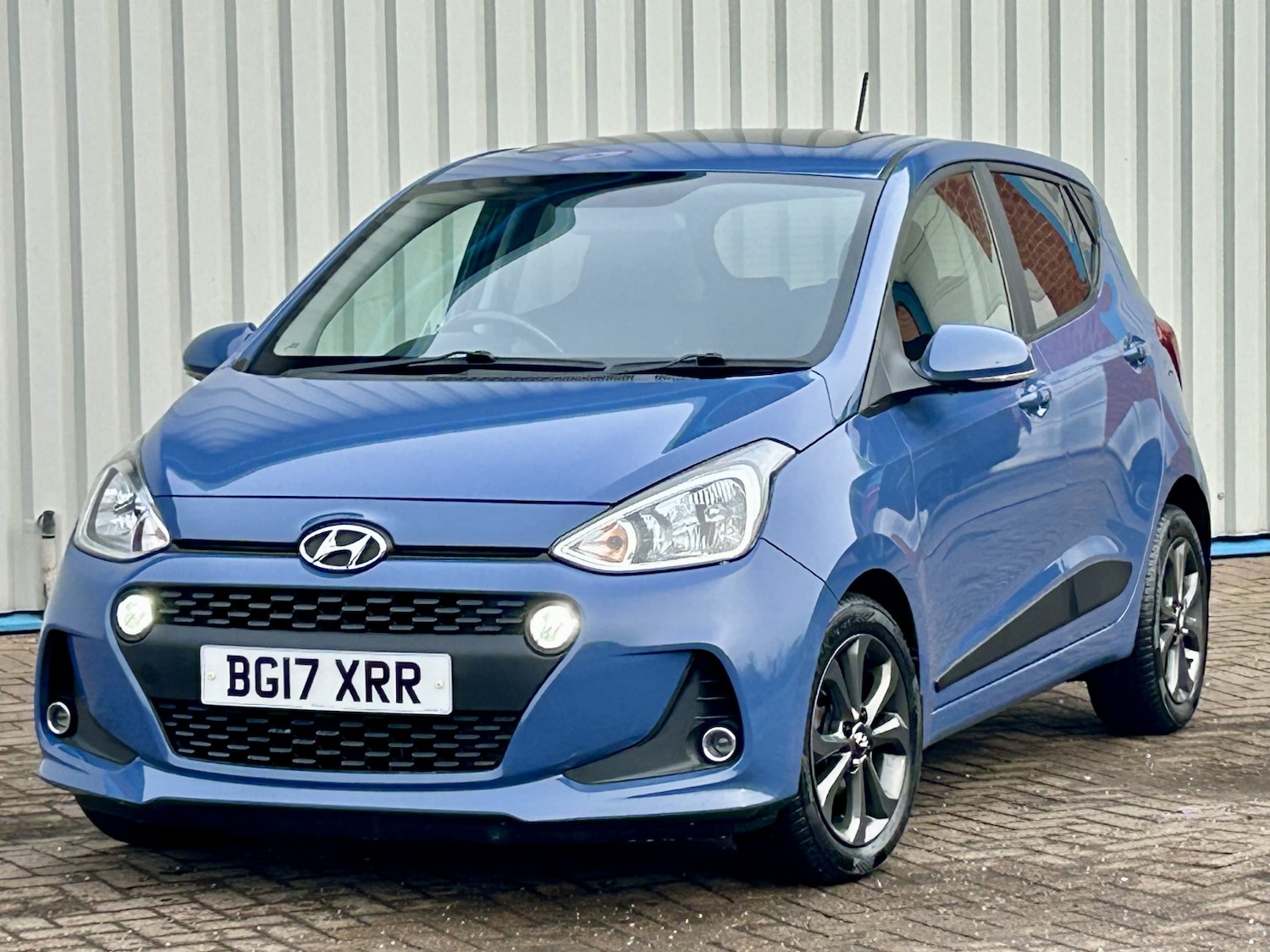 Used Hyundai i10 2017 for sale - 77148225: Photo 5