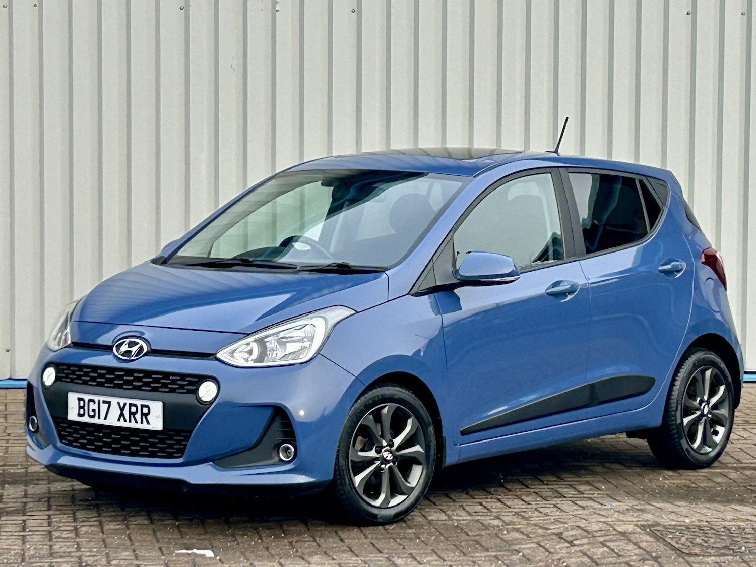 Used Hyundai i10 2017 for sale - 77148225: Photo 6