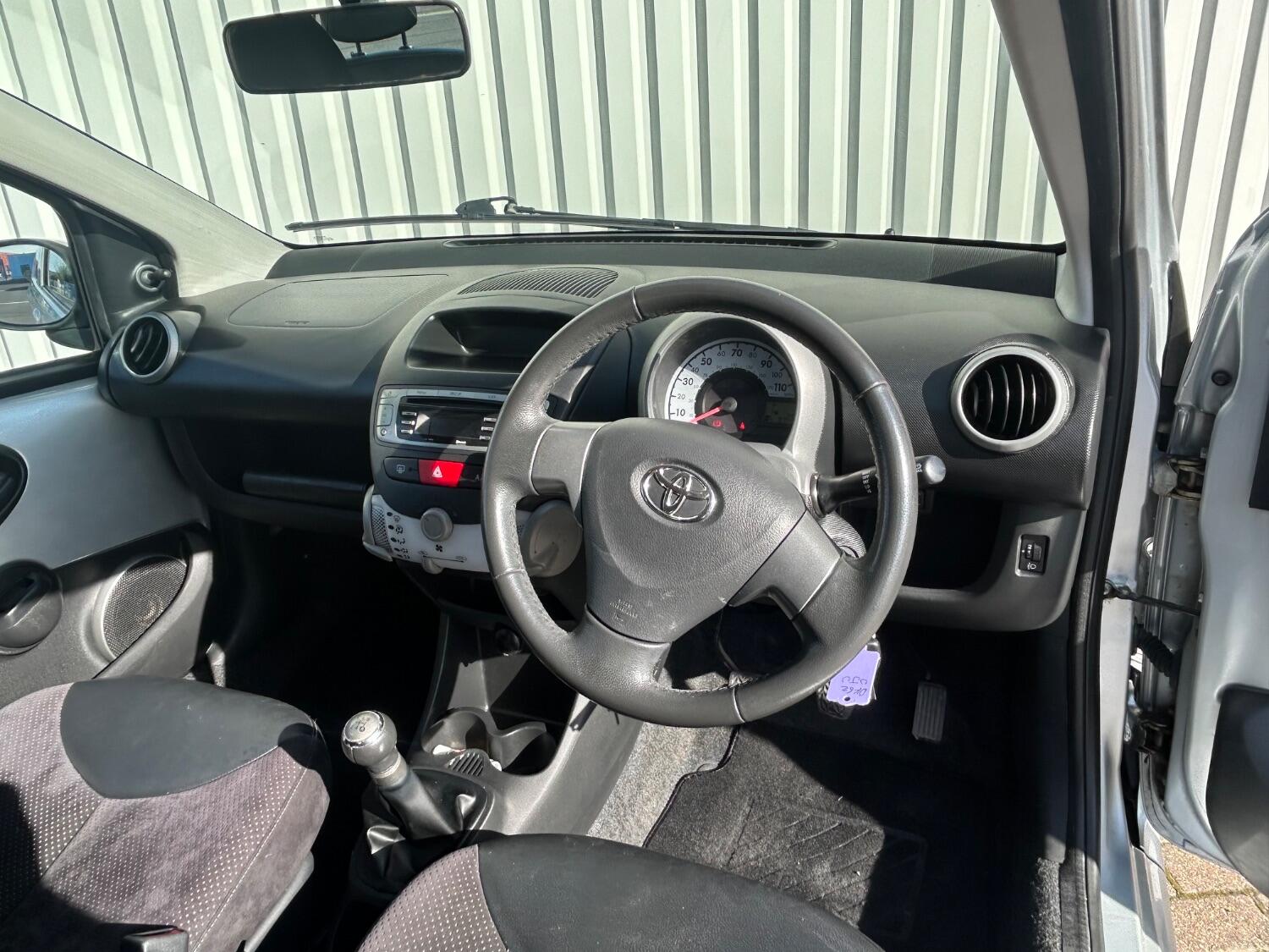 Used Toyota AYGO 2012 for sale - 76246117: Photo 11
