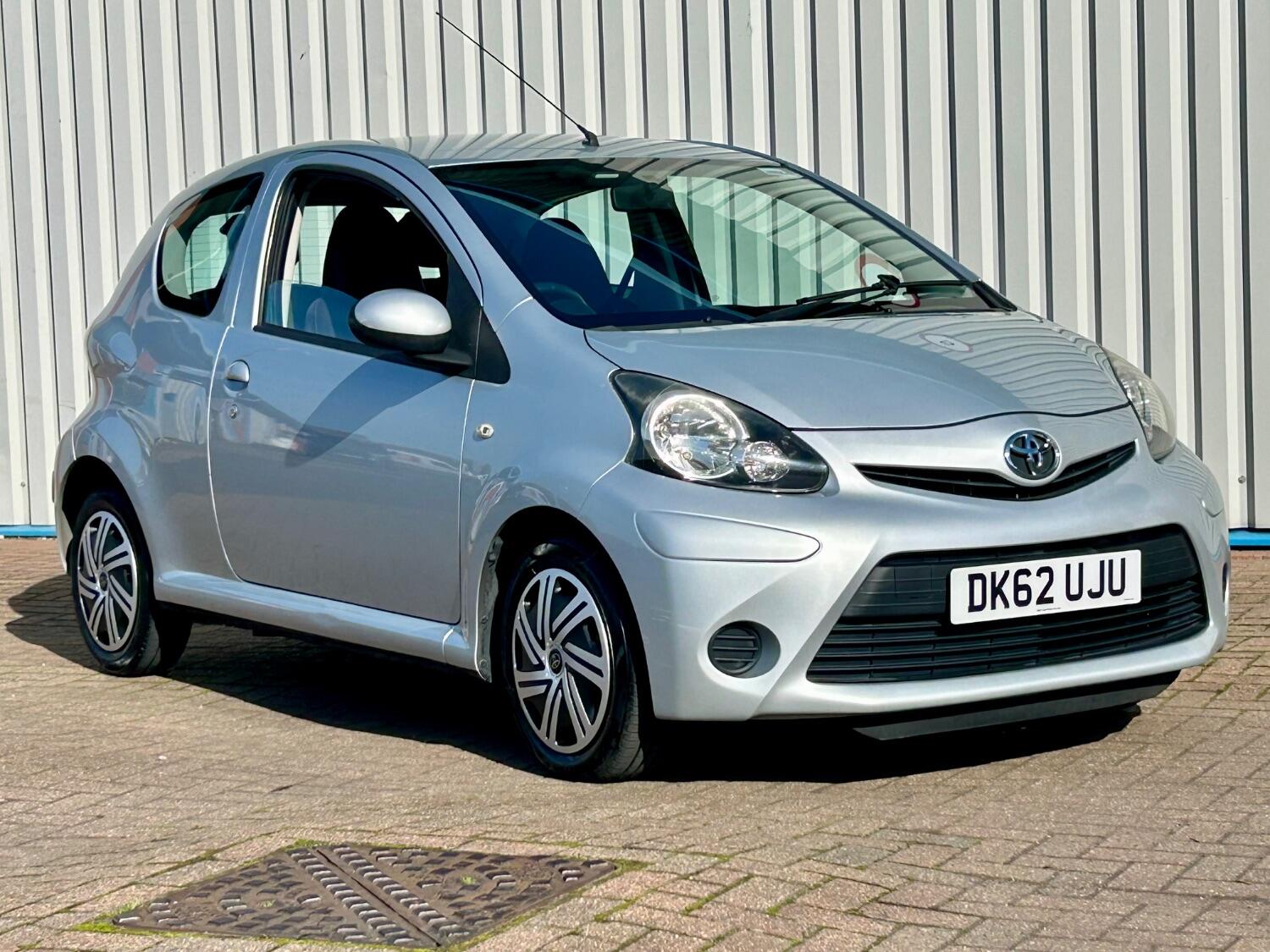 Used Toyota AYGO 2012 for sale - 76246117: Photo 3