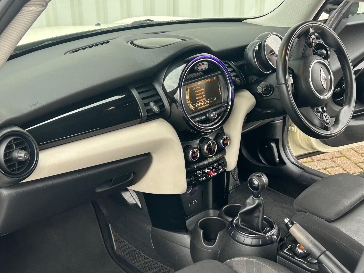 Used MINI Hatch 2014 for sale - 76482868: Photo 14