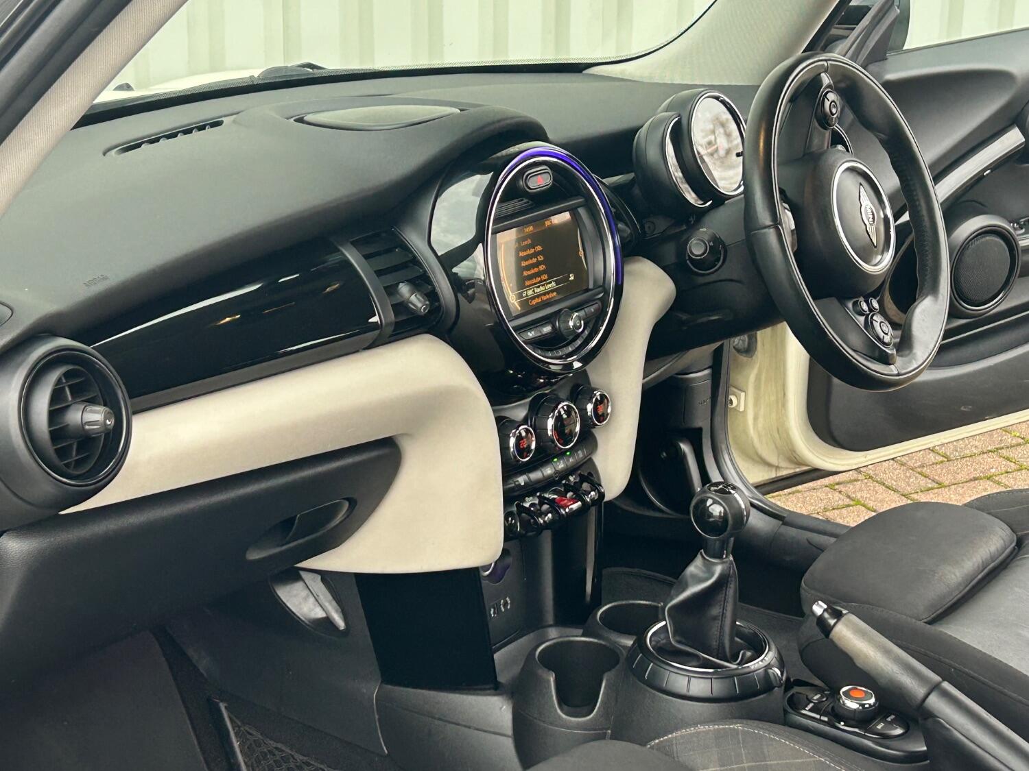 Used MINI Hatch 2014 for sale - 76482868: Photo 15