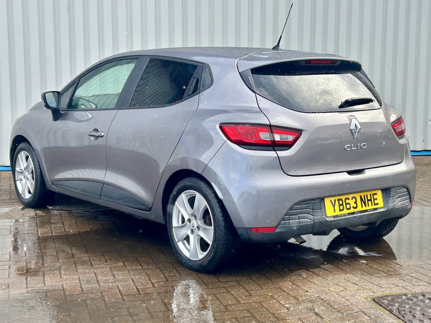Used Renault Clio 2013 for sale - 78070336: Photo 9