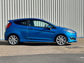 Used Ford Fiesta 2013 for sale - 76192635: Photo