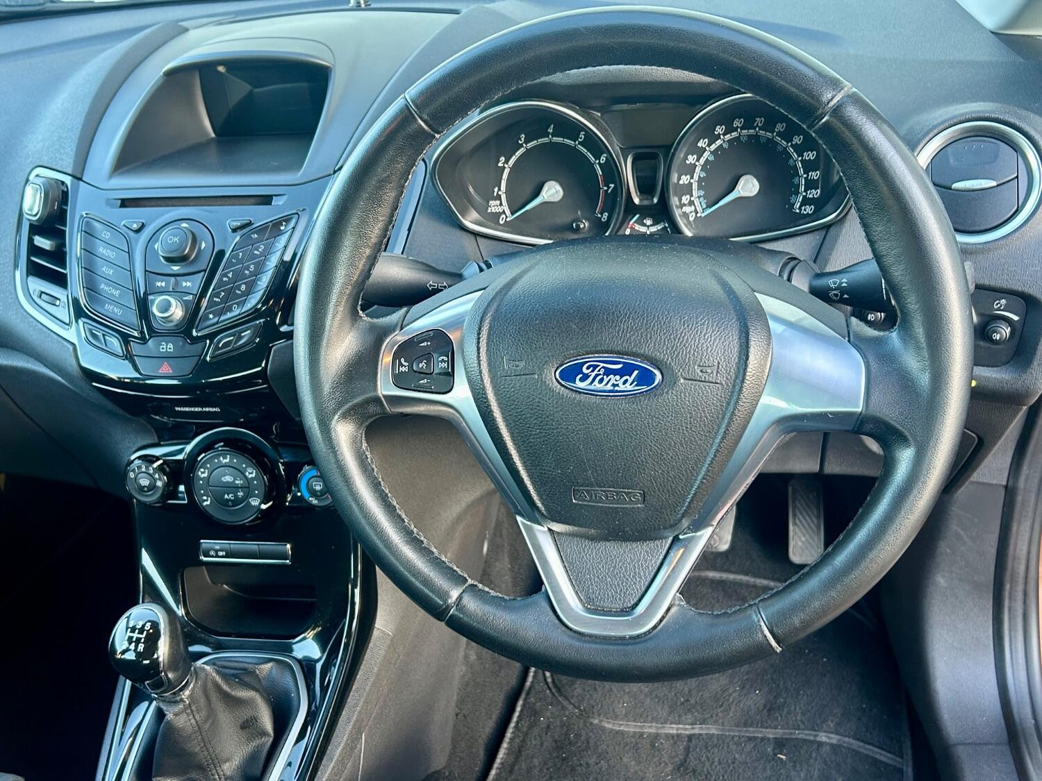 Used Ford Fiesta 2014 for sale - 76358139: Photo 15