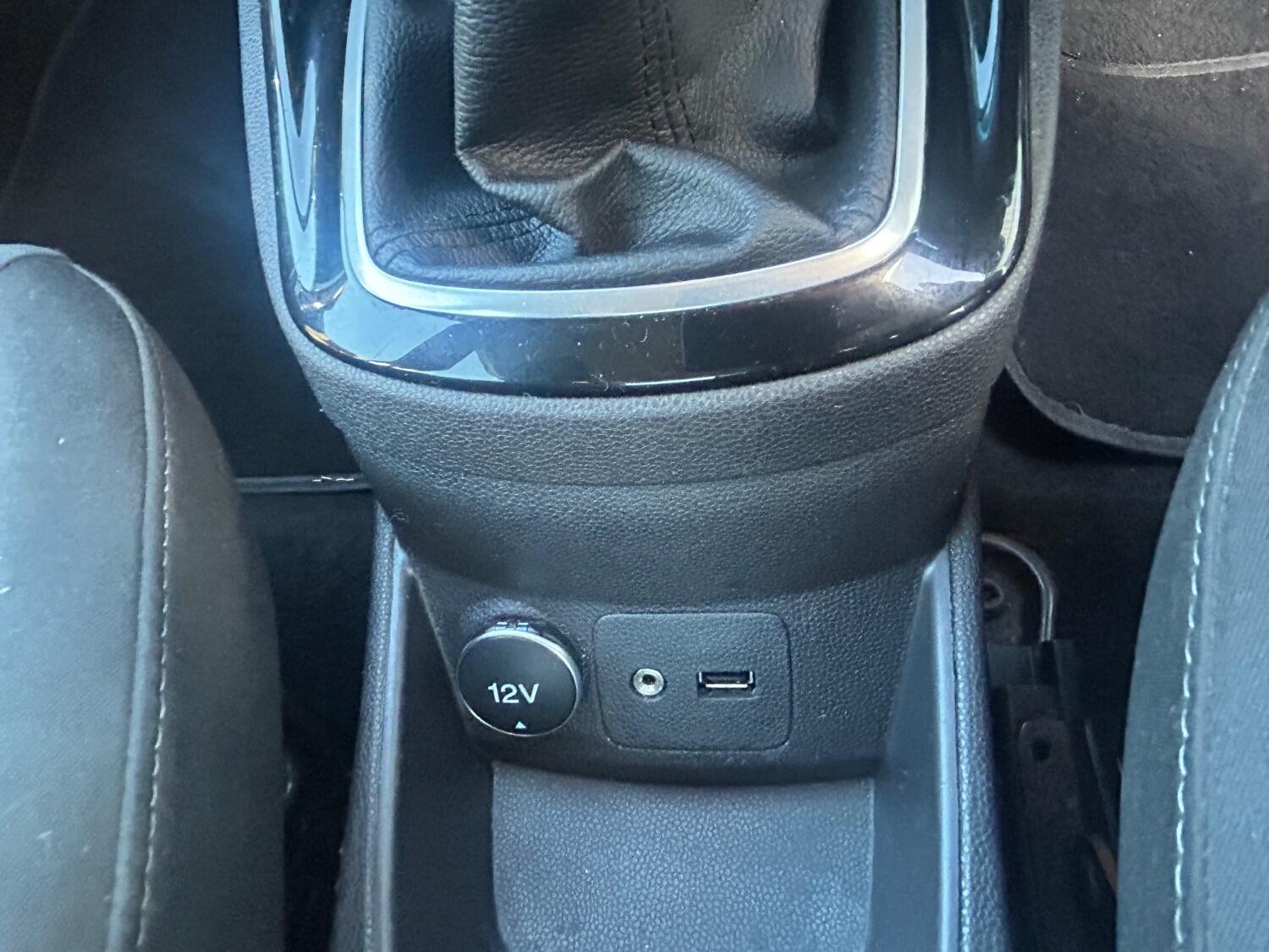 Used Ford Fiesta 2014 for sale - 76358139: Photo 17