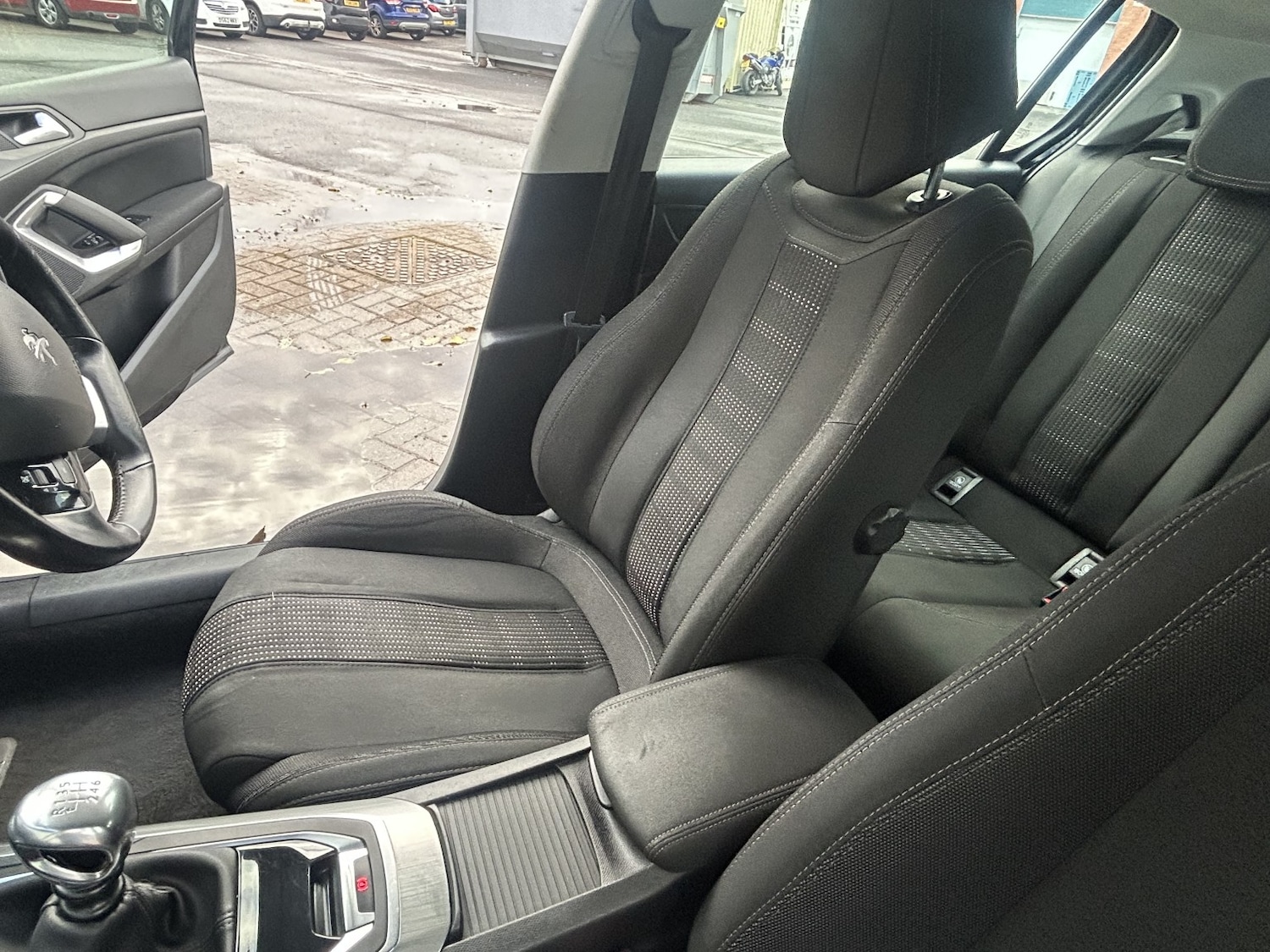 Used Peugeot 308 2016 for sale - 76884841: Photo 12