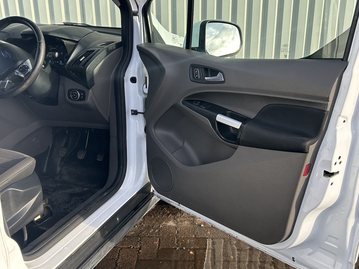 Used Ford Transit Connect 2019 for sale - 76896912: Photo 16