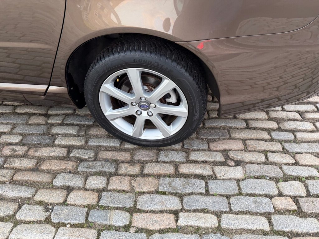 Used Volvo V70 2016 for sale - 77037988: Photo 20