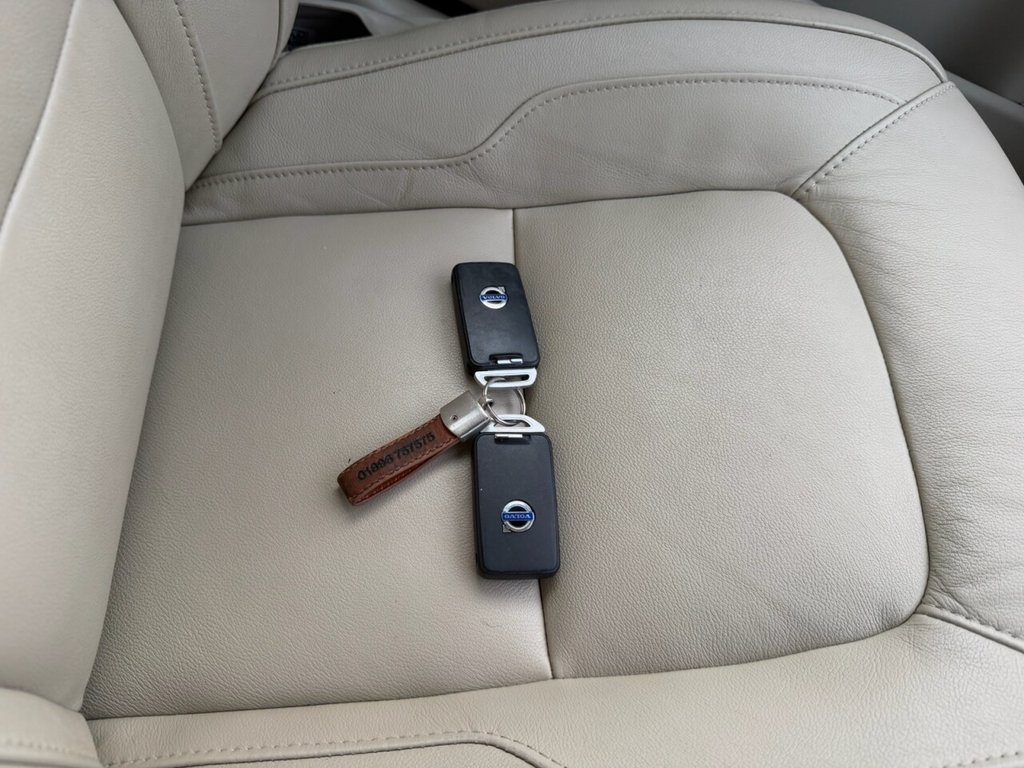 Used Volvo V70 2016 for sale - 77037988: Photo 30