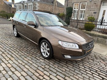 Used Volvo V70 2016 for sale - 77037988: Photo