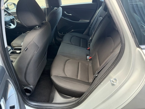 Used Hyundai i30 2017 for sale - 76280081: Photo 13