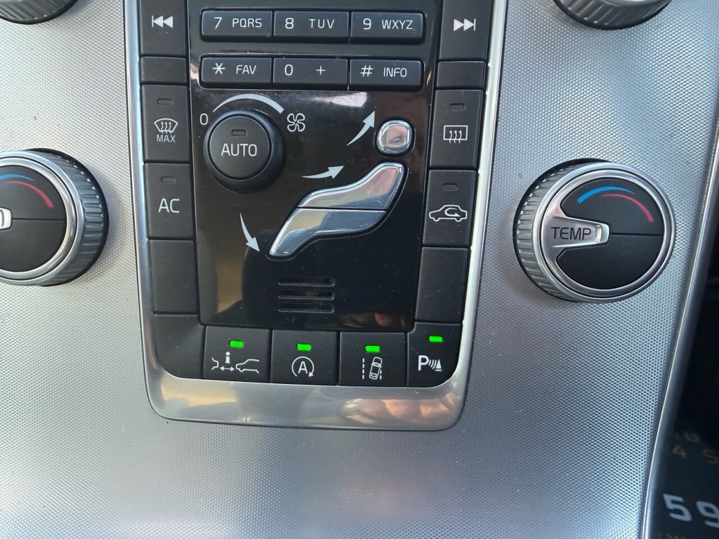 Used Volvo V60 2016 for sale - 77879774: Photo 29