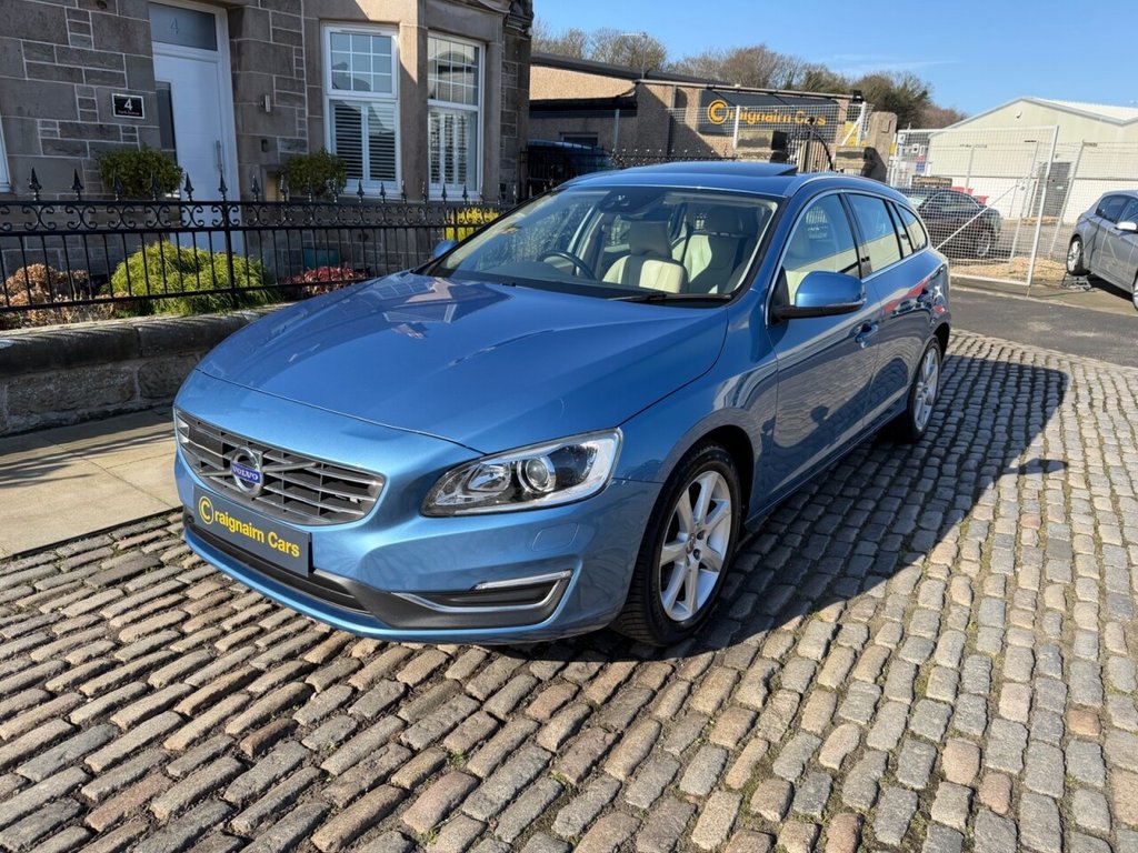 Used Volvo V60 2016 for sale - 77879774: Photo 3