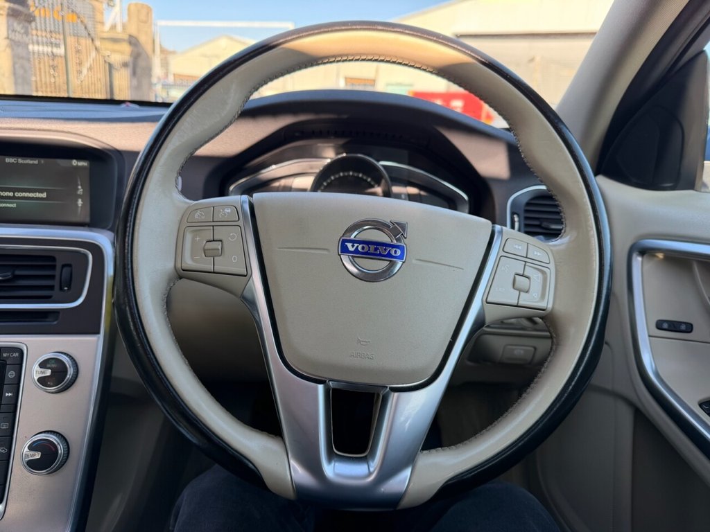 Used Volvo V60 2016 for sale - 77879774: Photo 32