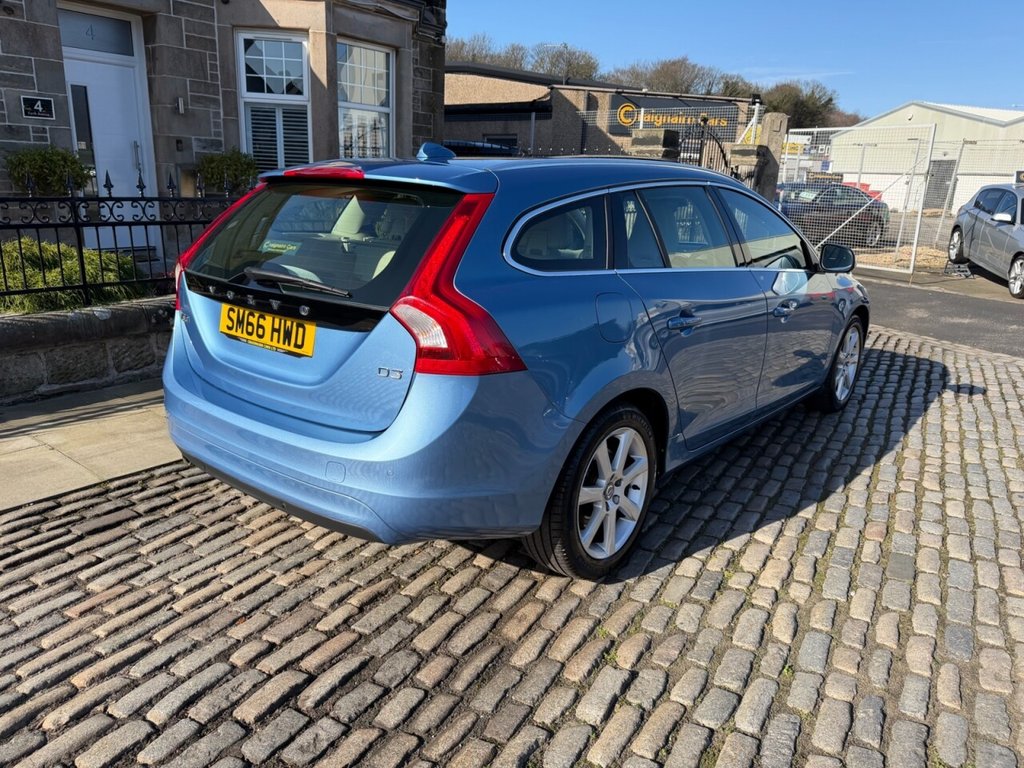 Used Volvo V60 2016 for sale - 77879774: Photo 5