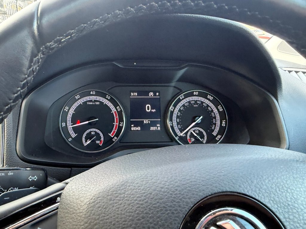 Used Skoda Karoq 2018 for sale - 77631536: Photo 33