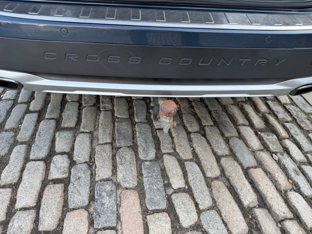 Used Volvo V90 2017 for sale - 77967124: Photo 24