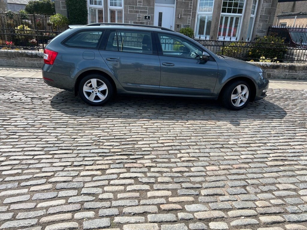Used Skoda Octavia 2018 for sale - 77037692: Photo 10