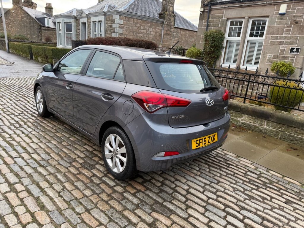 Used Hyundai i20 2015 for sale - 77038110: Photo 7
