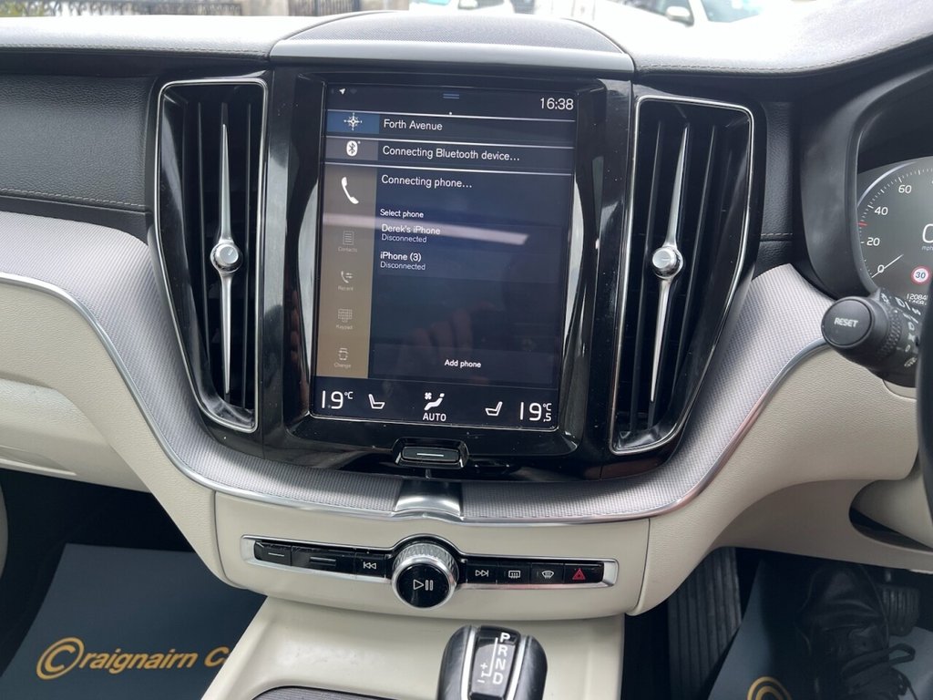 Used Volvo XC60 2018 for sale - 77037691: Photo 15