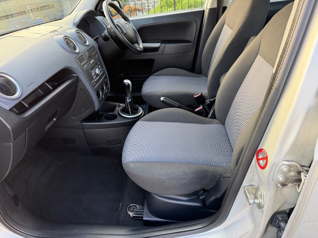 Used Ford Fusion 2006 for sale - 77038152: Photo 18