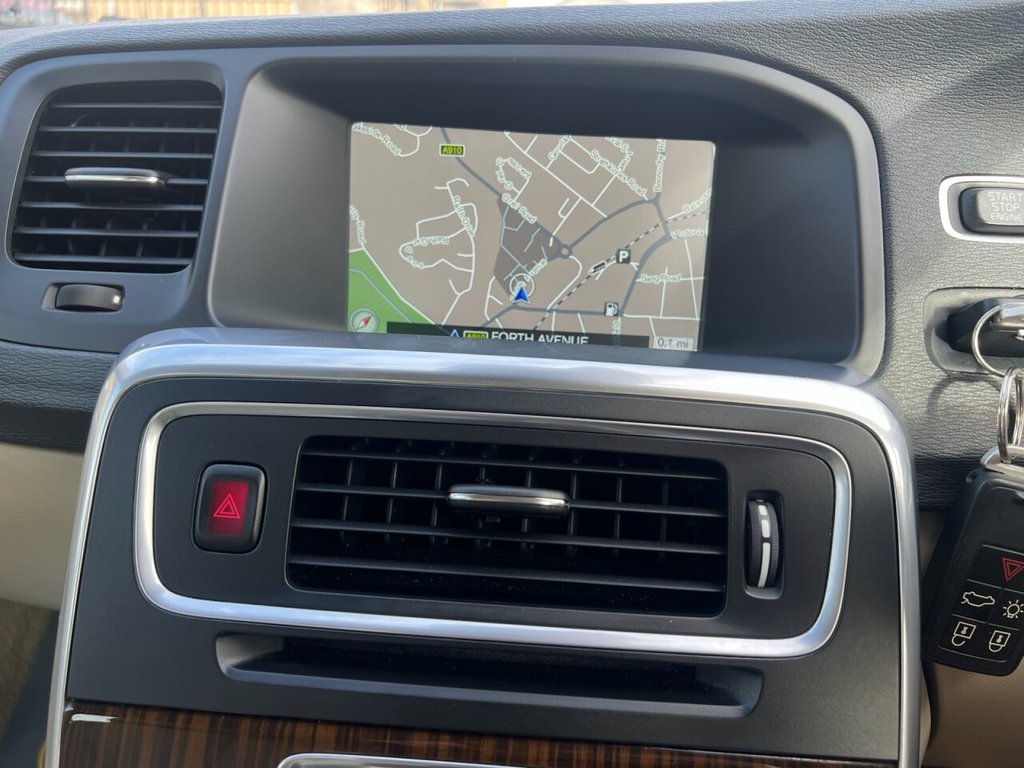 Used Volvo V60 2015 for sale - 77037772: Photo 33