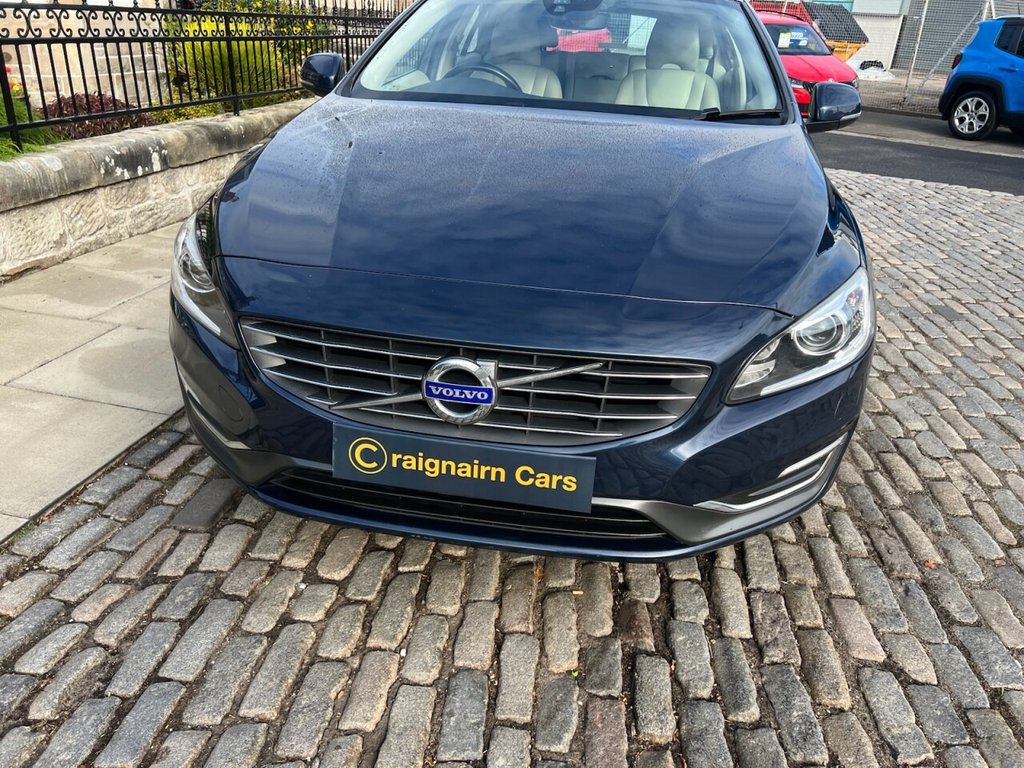 Used Volvo V60 2015 for sale - 77037772: Photo 8