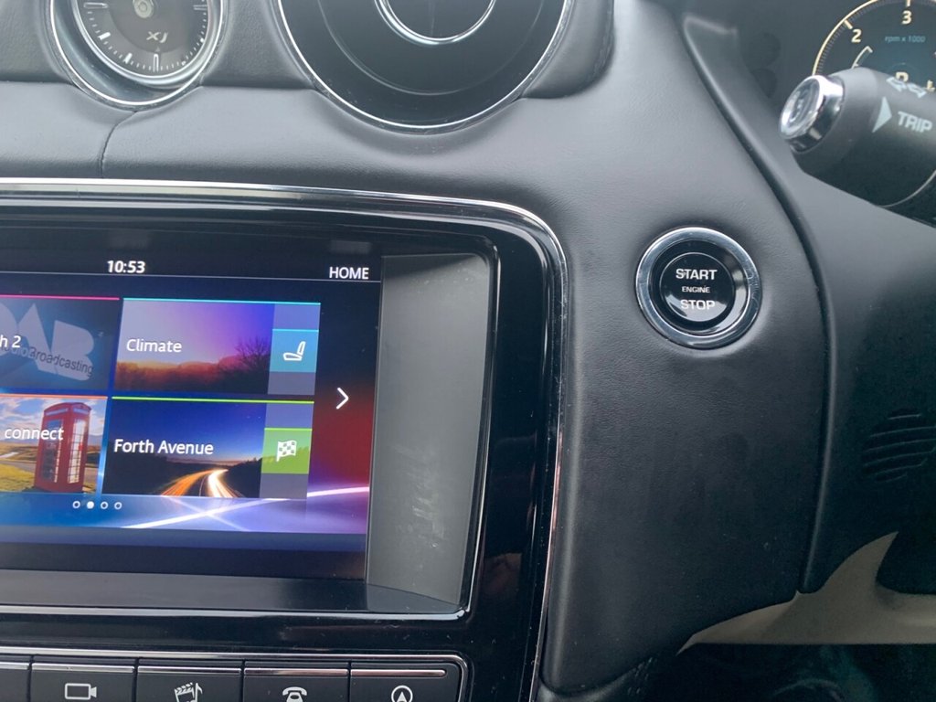 Used Jaguar XJ 2016 for sale - 77037802: Photo 31