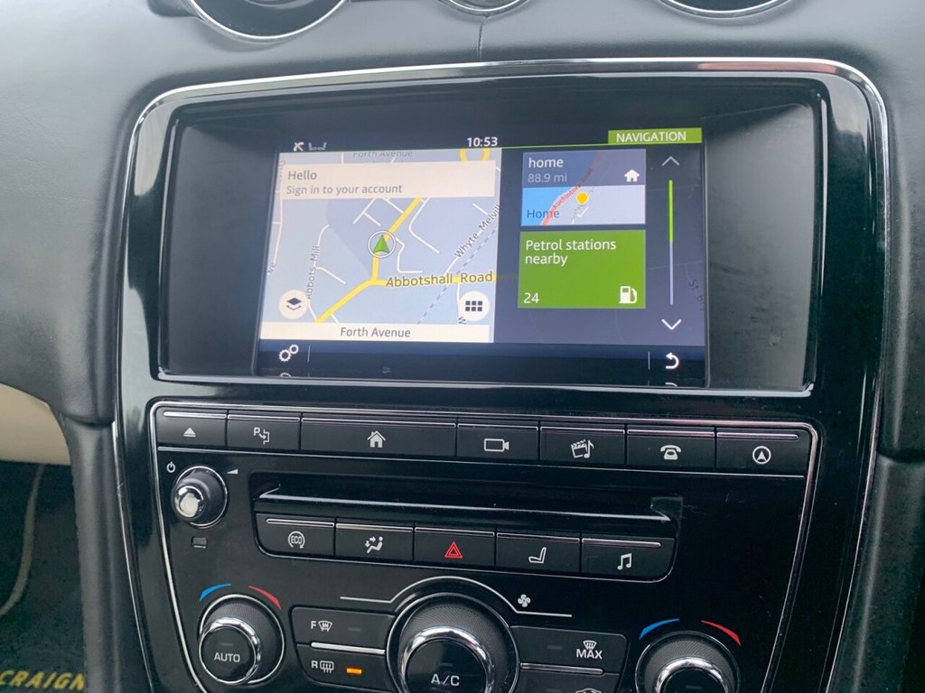 Used Jaguar XJ 2016 for sale - 77037802: Photo 32