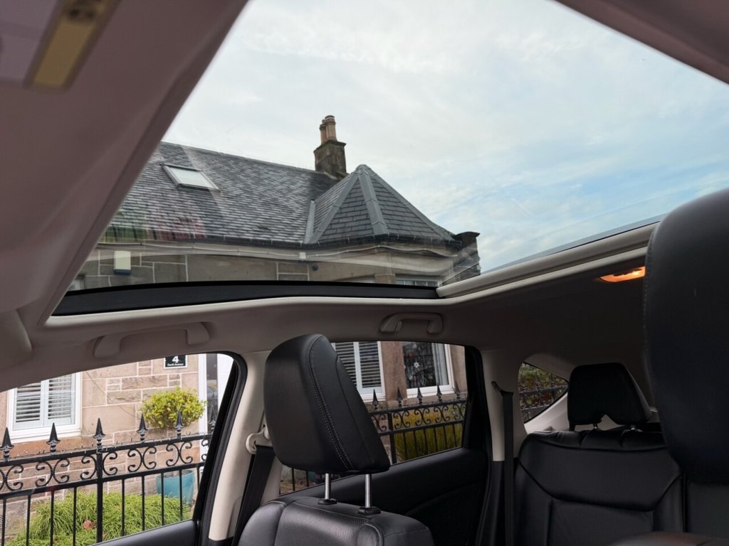 Used Honda CR-V 2015 for sale - 77038144: Photo 17