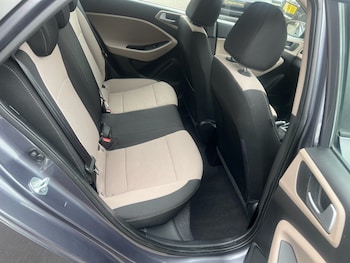 Used Hyundai i20 2015 for sale - 77009551: Photo