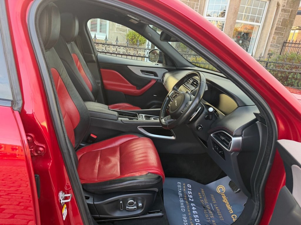 Used Jaguar F-Pace 2017 for sale - 77037755: Photo 2