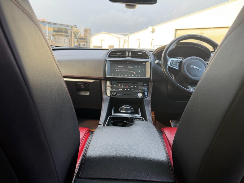Used Jaguar F-Pace 2017 for sale - 77037755: Photo 22