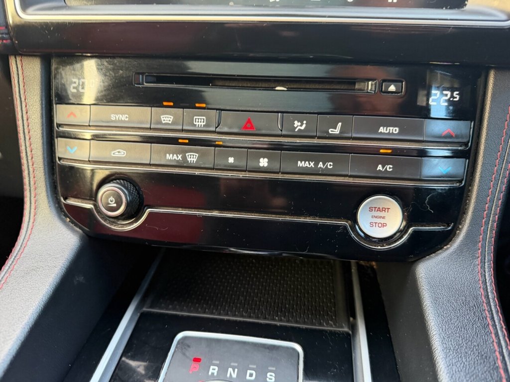 Used Jaguar F-Pace 2017 for sale - 77037755: Photo 26