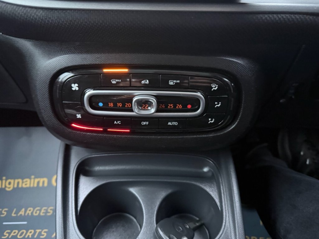 Used smart fortwo 2015 for sale - 77534072: Photo 21