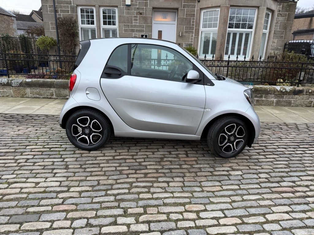 Used smart fortwo 2015 for sale - 77534072: Photo 3