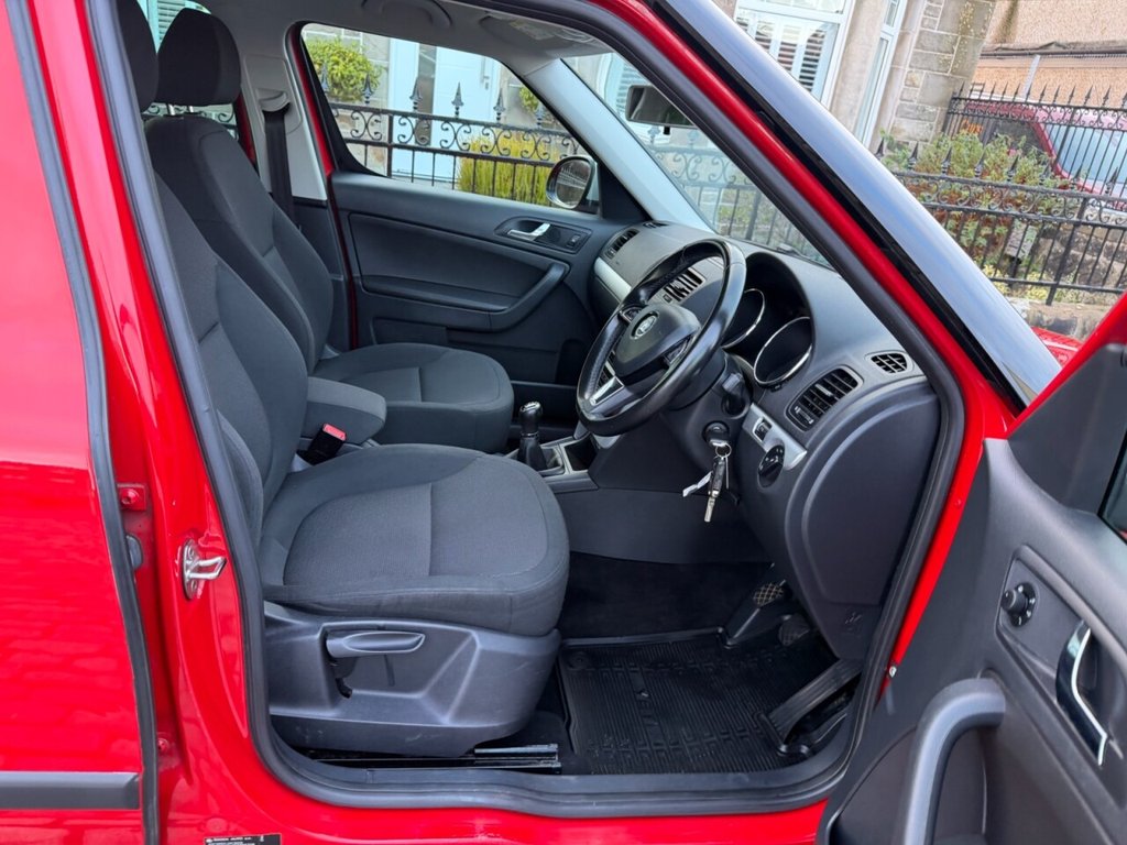 Used Skoda Yeti 2015 for sale - 77236424: Photo 2