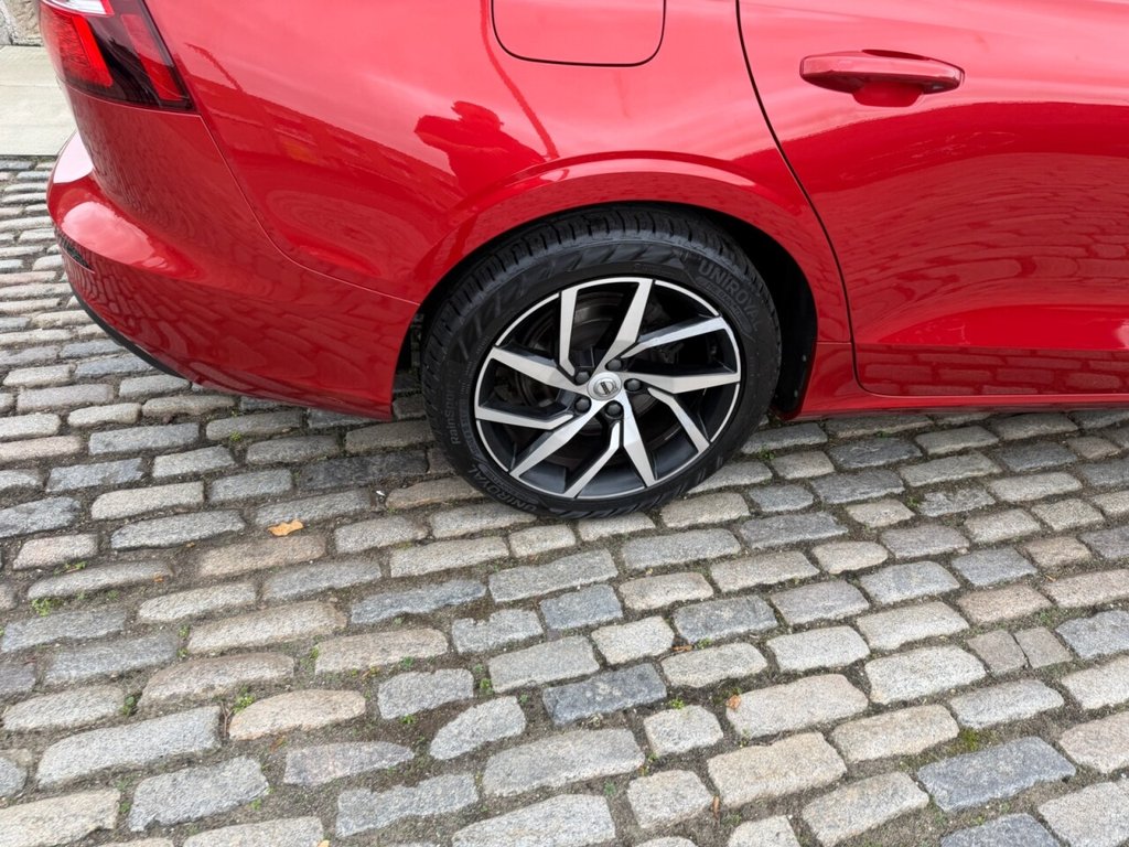 Used Volvo V60 2018 for sale - 77037785: Photo 25