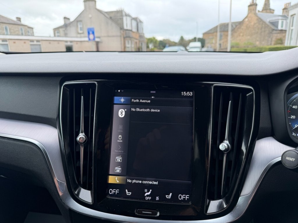 Used Volvo V60 2018 for sale - 77037785: Photo 32