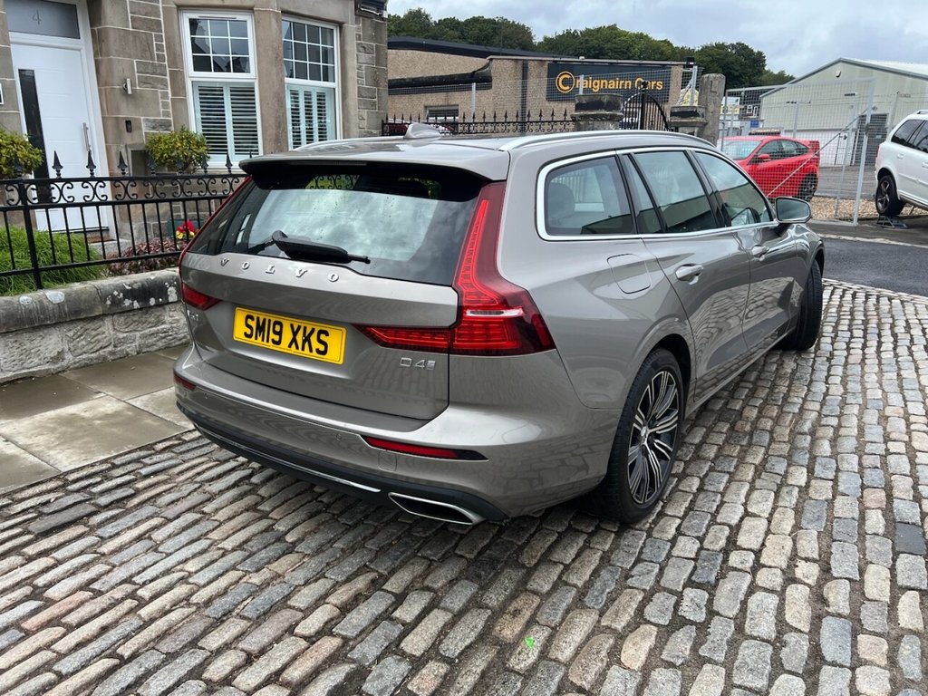 Used Volvo V60 2019 for sale - 77037754: Photo 11