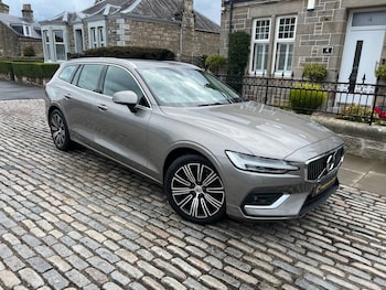 Used Volvo V60 2019 for sale - 77037754: Photo