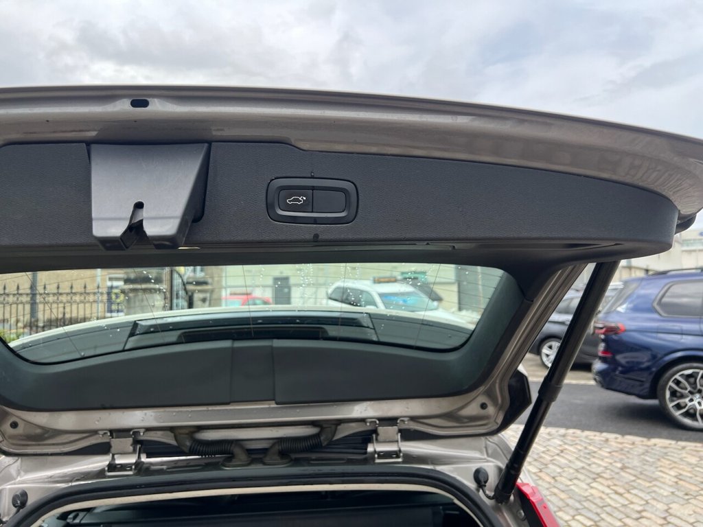 Used Volvo V60 2019 for sale - 77037754: Photo 33