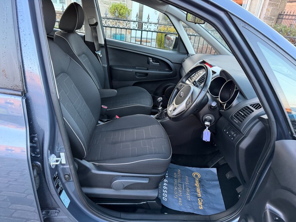 Used Kia Venga 2015 for sale - 77038138: Photo 2