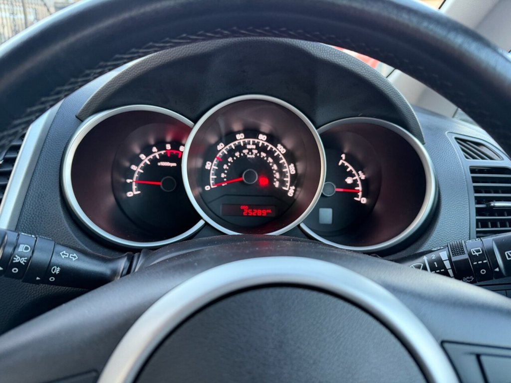 Used Kia Venga 2015 for sale - 77038138: Photo 27