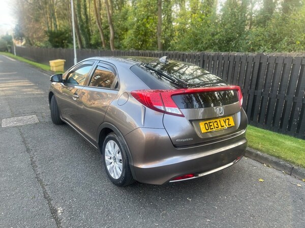 Used Honda Civic 2013 for sale - 71345998: Photo 11