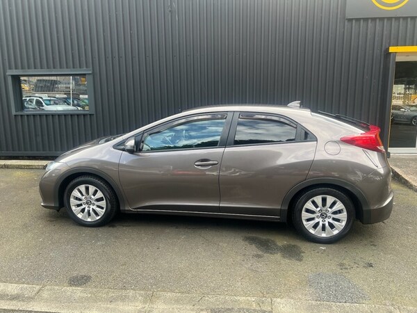 Used Honda Civic 2013 for sale - 71345998: Photo 13