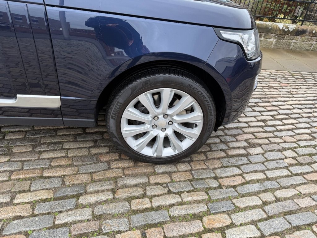 Used Land Rover Range Rover 2014 for sale - 77236314: Photo 10